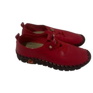 Red Casual Lace-Up Shoes